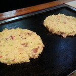 一花仙 - 手前…海鮮焼き　奥…ホタテ焼き