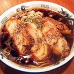 富山ブラックラーメン だらんま - 中華そば　肉多め