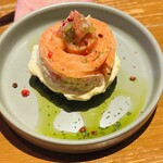 ビストロ ガフ - スモークサーモンとアボカドのタルタル