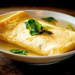 やきとん たまや商店 - 名物明石焼き風出汁巻き玉子