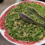 もりぐち - ネギにかかってるこの塩ダレが食欲増進作用UP