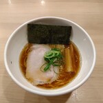 麺処まるは BEYOND - 中華そば醤油（950円）✨