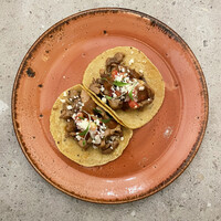 スパイシーチキンタコス