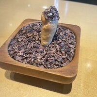 テアトロ ディ マッサ - アミューズの2品です。すみません！体調悪かったので料理がなんだったか思い出せない！涙。チーズとマッシュのようなものが入っていました！