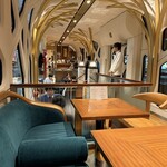 TRAIN SUITE 四季島 - ラウンジの雰囲気