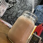 ブラックプール ハンバーガー カフェ - シェイク（チョコ）