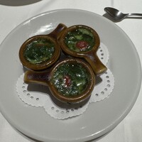 マンジャーモ - 