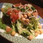 ラ ユウキ - ヒヨコ豆のサラダ！