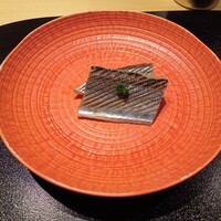 鮨と酒 魚伸 - 秋刀魚