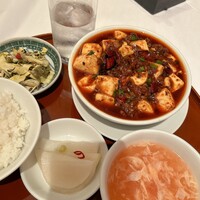 銀座ブルーリリー ステーキ＆チャイニーズレストラン - 