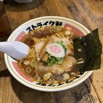 ストライク軒 - 