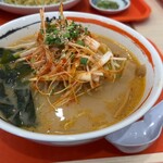 元祖南部小麦らーめん あじきゅう - 料理写真:赤南蛮ラーメン¥840