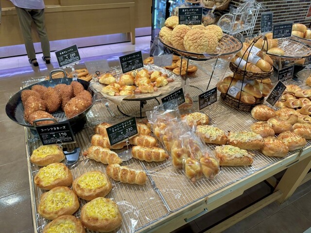 ダンマルシェ 東急プラザ新長田店 - 新長田/パン | 食べログ