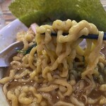 極太濁流ラーメン ら・けいこ 本店 - 麺リフト