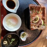 鉄板ダイニング 誉 - メイン（リブロース重）