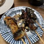 うな達 - 身と肝、カブト、倶利伽羅焼きで500円❗️