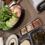 しゃぶしゃぶ金武 - 