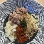 煮干しのビリー - 和え玉・辛いの350円