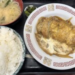 横浜港湾飲食企業組合大棧橋食堂 - カツ煮定食（500円）