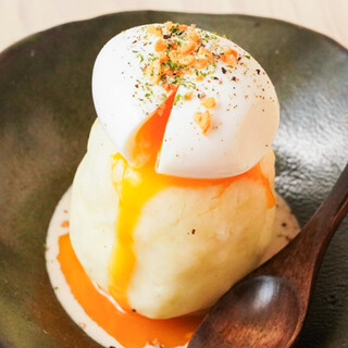 当店ならではの創作料理や日替わりなど多彩なメニューをご用意！