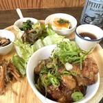 アルバーチョ - 本日のランチ 〜油淋鶏〜