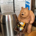 Mカッセ - 厨房は1人でめちゃくちゃ忙しそうです。