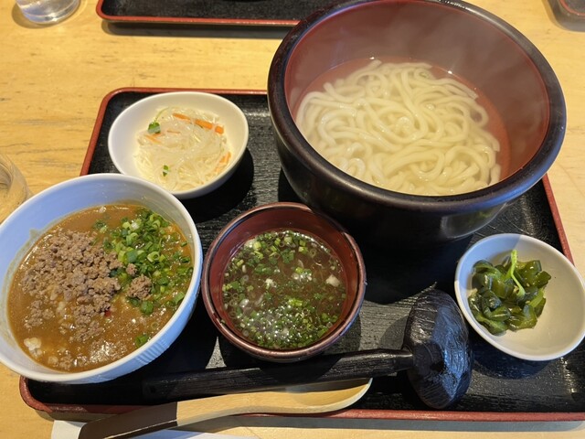 釜あげうどん はつとみ カレー丼定食 1000円