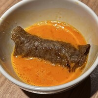 焼肉ホルモン 稲田 - 極上牛のミルフィーユ焼き2,900円×3
                    北海道YAZAWA BEEF