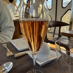 TRAIN SUITE 四季島 - シャンパン