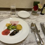 カンティーナ・アルバロンガ - 前菜5種盛