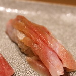 鯛良 - お酢で〆めたマグロ