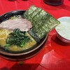 横浜家系ラーメン 山崎家