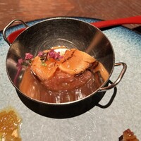 THE CONDER HOUSE - 帆立の紹興酒漬け湯葉といちじく