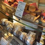 COUZT CAFE ＋ SHOP - 