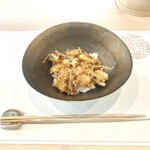 天婦羅 桂 いし坂 - 海の幸のかき揚げごはん