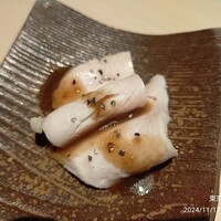 日本酒と和食 花びし - お通し、鶏肉ボイル