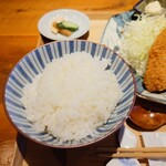 食堂わた - 見事な"炊き"と"蒸らし"の"ご飯"。