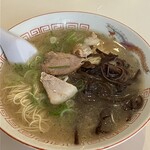 長浜ラーメン一龍亭 - キクラゲラーメン