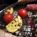 赤丸ヂンギス - 生ラムのねぎ塩焼き、プレミアムラム肩ロース芯BPスペアリブ、焼野菜③