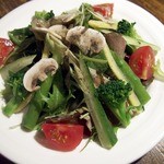 赤丸ヂンギス - AKAMARUサラダ