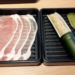 しゃぶ菜 - 料理写真:豚ロースと鶏つくね
