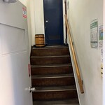 カフェ ドゥー - ちょっとだけ階段