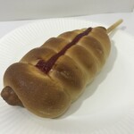 pop - 料理写真:ソーセージパン（200）
