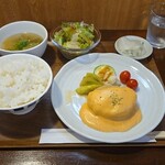 キッチン ブルー グローブ - 鶏ひき肉と豆腐のハンバーグ　チーズとカシスマスタードのソース