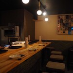 堺東 すしと - 店内（カウンター席）