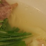 揚子江ラーメン - チャーシューワンタンメン　スープ
