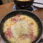 神戸元町ドリア - ＊パルメザンのカルボナーラ風ドリア温玉添え
