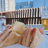 ポム・ダダン - 