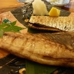 なかむら - 鯵の干物 & 太刀魚塩焼き
