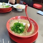 あまり上品ではないがレンゲが立つこってりMAX